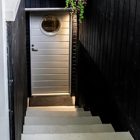 Appartement Ripaus Luxusta Ei Tinder -treffeille Tms Ei Ylimaeaeraeisiae Vieraita *