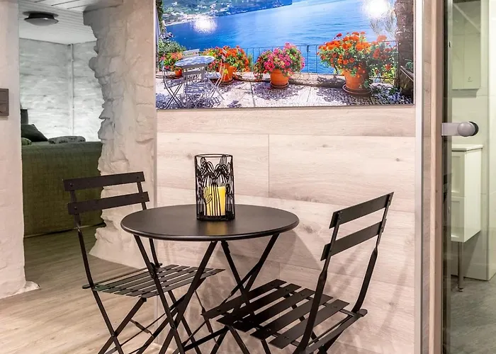 Διαμέρισμα Ripaus Luxusta Ei Tinder -treffeille Tms Ei Ylimaeaeraeisiae Vieraita Πόρι